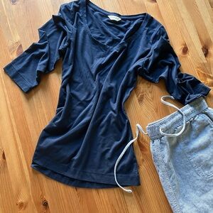 Women’s long sleeve t shirt